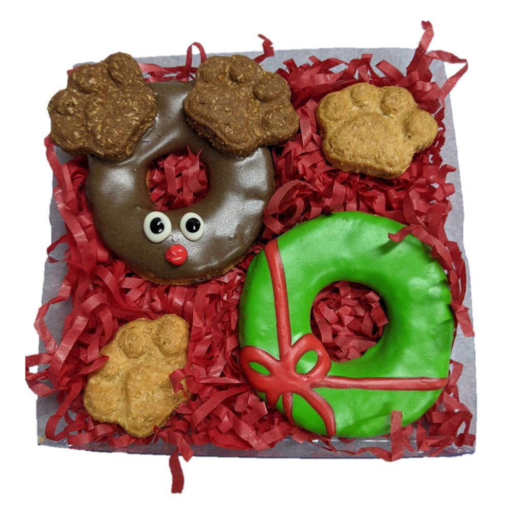 Huds and Toke Reindeer Christmas Cookie Gift Box for Dogs